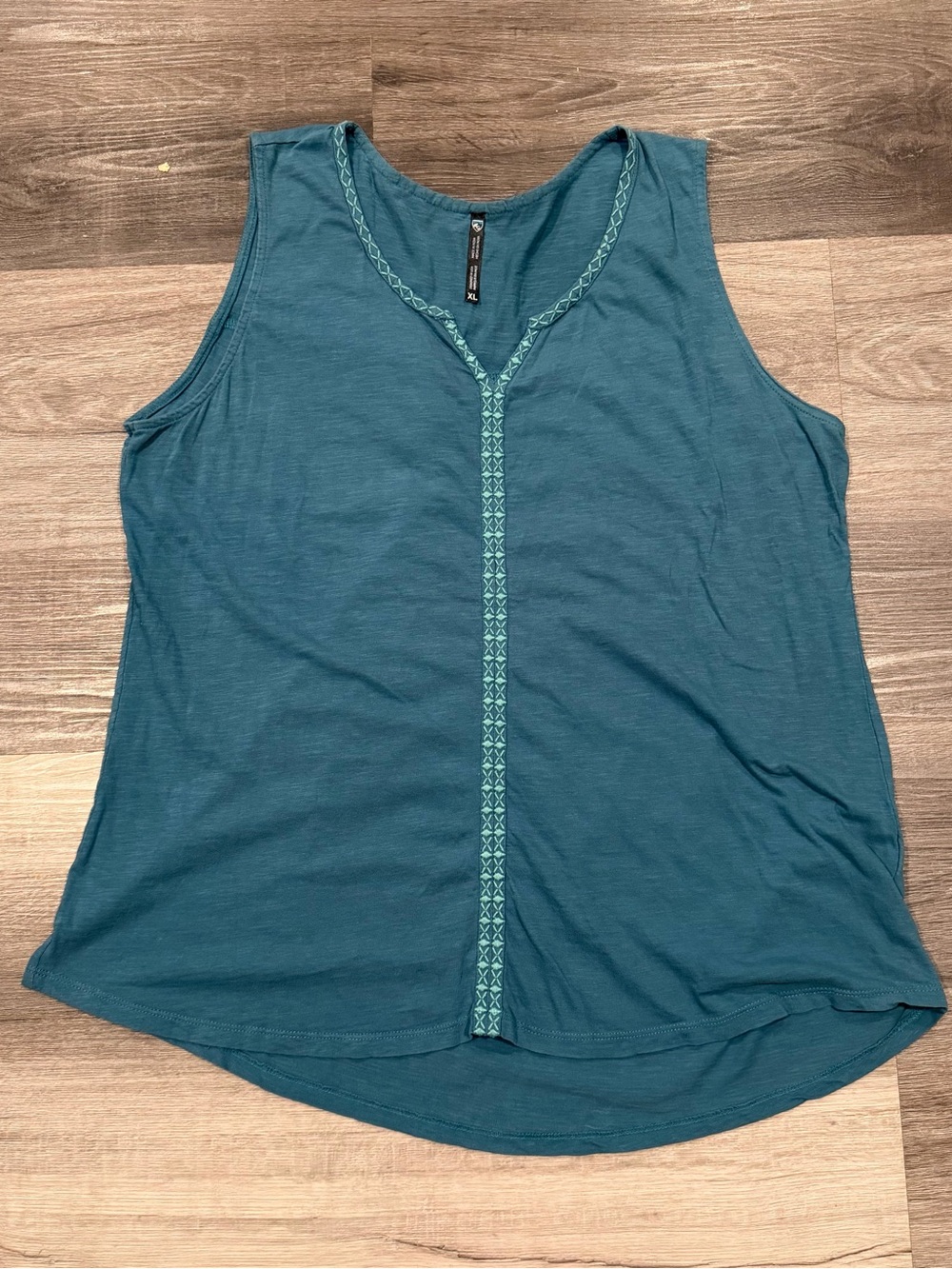 KUHL Women’s Shay Tank XL Teal Blue Sleeveless Organic Cotton Embroidered V-Neck
